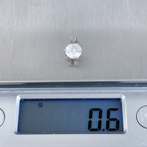 Vintage Sterling Silver 925 Solitaire Cubic Zirconia Pendant - Picture 6 of 7